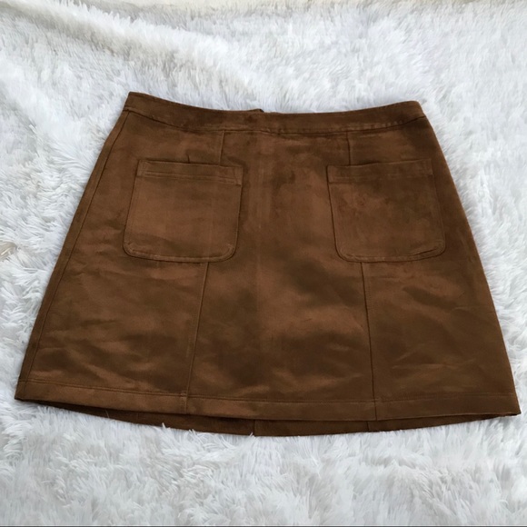 Old Navy Dresses & Skirts - OLD NAVY CAMEL SUEDE SKIRT